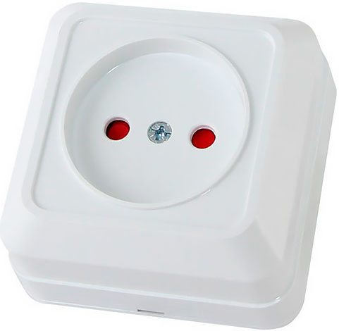 Розетка 2П открытой установки с з/ш IP20 10А, белый Ладога TDM