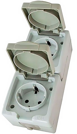 Розетка двойная 2П+3 (вертикальная) открытой установки IP54 16А Вуокса TDM