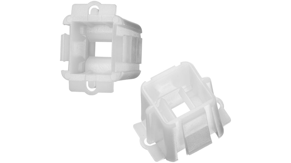 Деталь крепления фар 28061