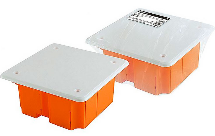 Коробка распределительная под штукатурку 92 × 92 × 40 мм TDM