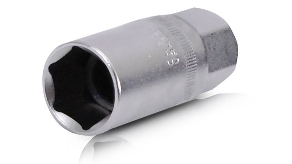 Головка свечная 1/2, 21 × 65 мм, Cr-V ET-0007 INTERTOOL